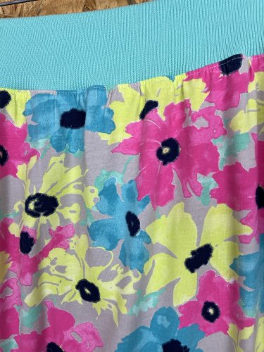 Široké kalhoty Made in Italy s podílem bavlny a elastanu