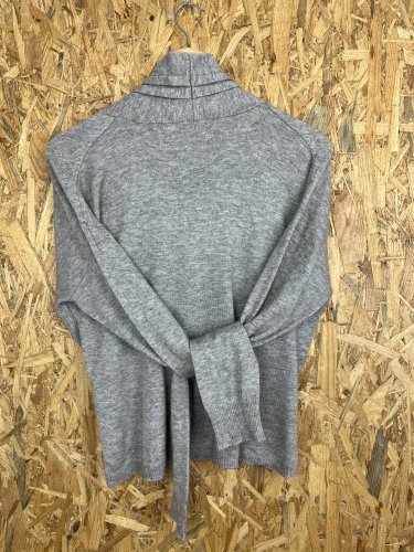 Svetr ZARA 15 % vlna 14 % yak