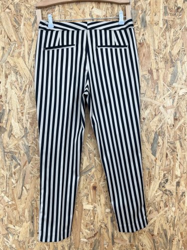 Široké kalhoty ZARA 75 % polyester 23 % viskoza