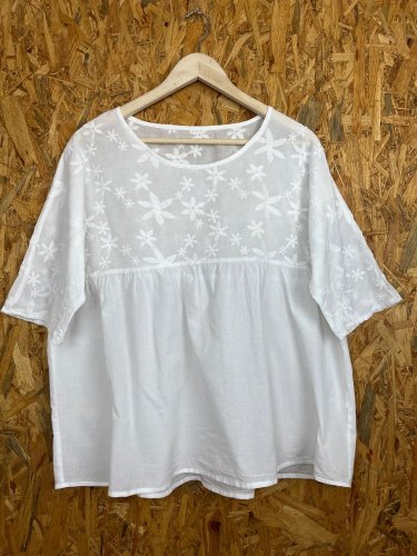 Vyšívaná tunika Made in Italy s podílem bavlny