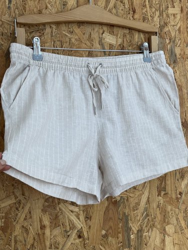 Přírodní kraťasy H&M 55 % len 45 % bavlna