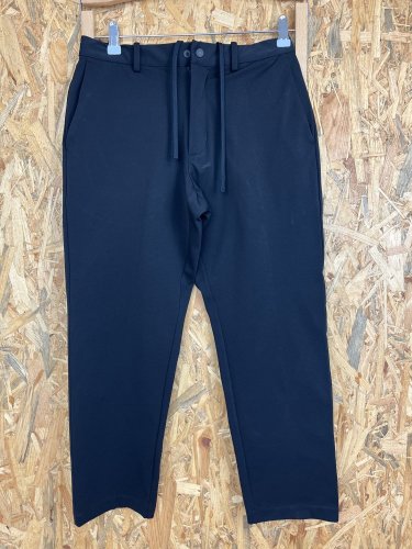 Široké kalhoty Uniqlo 100 % polyester