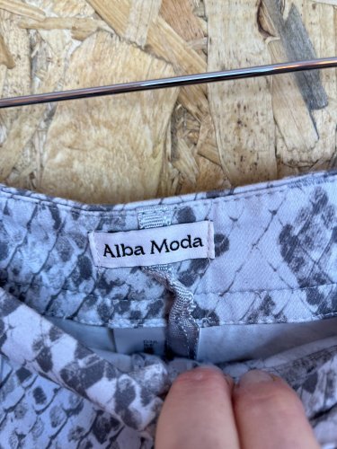 Skinny kalhoty Alba Moda 96 % bavlna