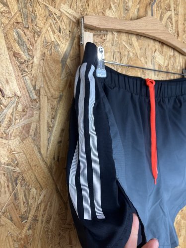Sportovní kraťasy Adidas 100 % nylon