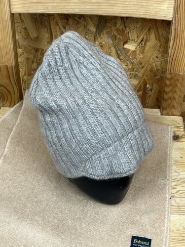 Kašmírová čepice Kneissl 100 % kašmír