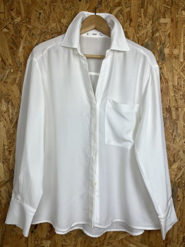 Košile Mango s podílem bavlny a viskozy