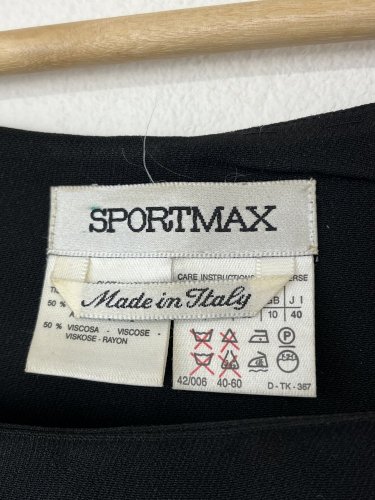 Luxusní šaty Sportmax 50 % viskoza
