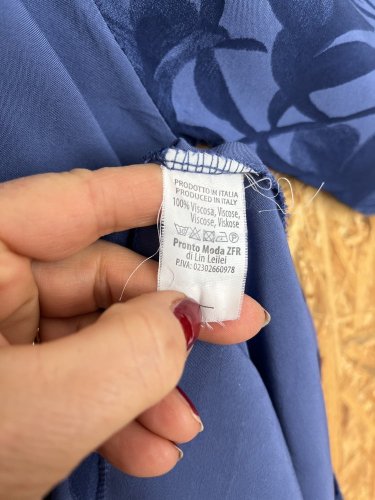 Prodloužená tunika New Collection 100 % viskoza