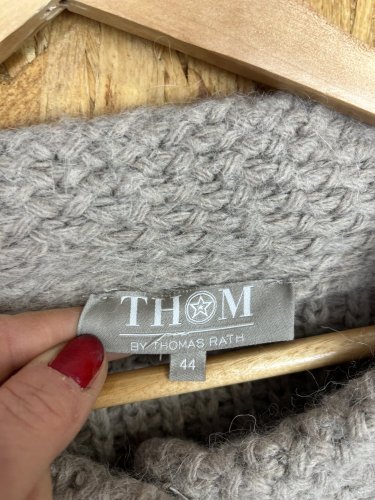 Prodloužený kardigan Thom 30 % vlna 10 % alpaka