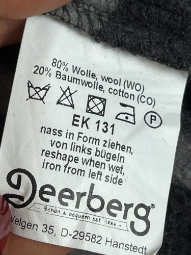 Vlněné šaty Deerberg 80 % vlna 20 % bavlna
