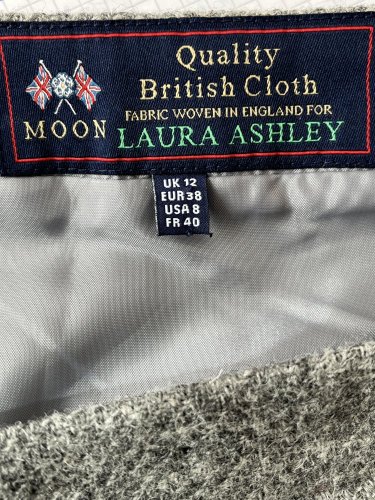 Vlněná sukně Laura Ashley 100 % vlna