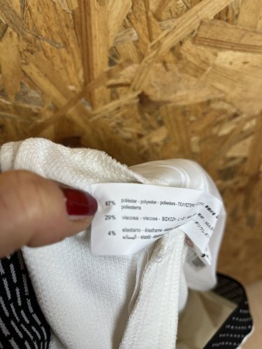 Oversize kalhoty ZARA 67 % polyester 29 % viskoza