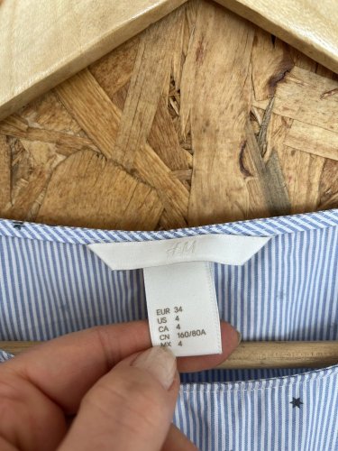 Bavlněné šaty H&M 48 % bavlna