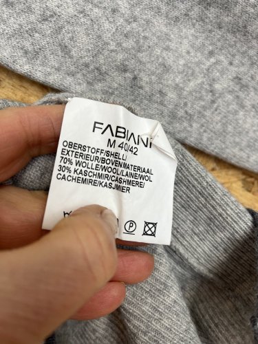 Kardigan Fabiani 70 % vlna 30 % kašmír