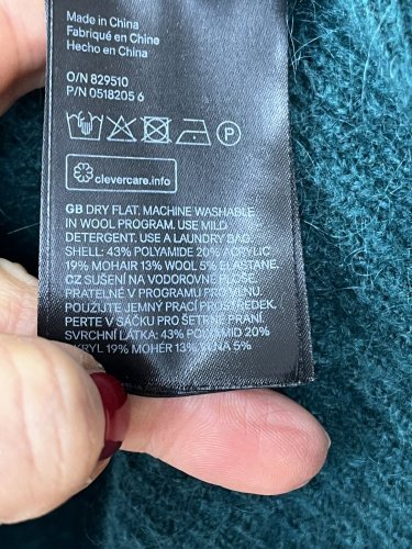 Svetr H&M 19 % mohér 13 % vlna