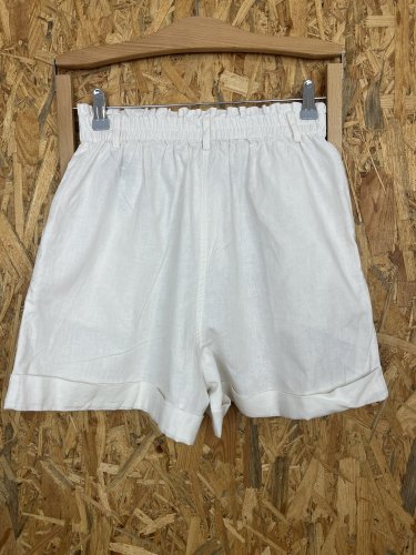 Přírodní kraťasy Pepe Jeans 44 % len 56 % bavlna