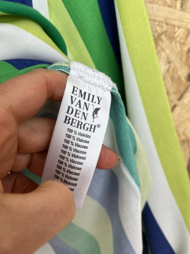 Prodloužená tunika Emily 100 % viskoza