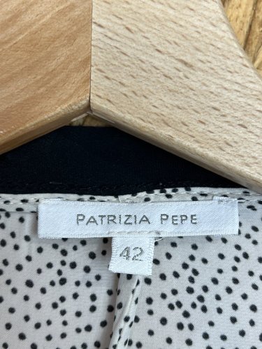 Přírodní košile Patrizia Pepe s podílem hedvábí a bavlny