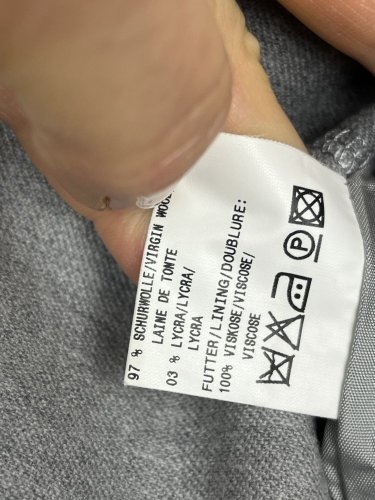 Vlněné šaty Viventy 97 % vlna