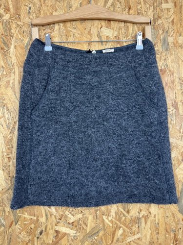 Vlněná sukně enna 80 % vlna 20 % bavlna