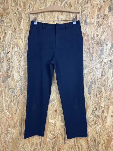 Námořní kalhoty Uniqlo 68 % polyester 28 % viskoza