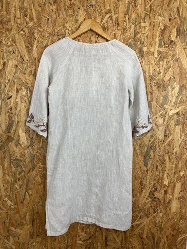 Přírodní šaty Made in Italy s podílem lnu a ramie