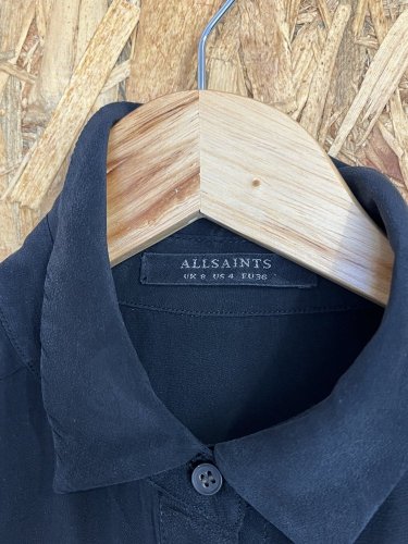 Hedvábné šaty AllSaints 100 % hedvábí