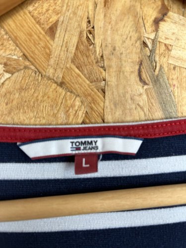 Teplákové šaty Tommy Hilfiger s podílem bavlny a elastanu