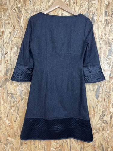 Zateplené šaty Karen Millen 70 % vlna