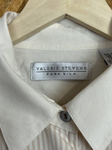 Hedvábná košile Valerie Stevens 100 % hedvábí
