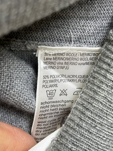 Uni kardigan Montego 50 % merino vlna