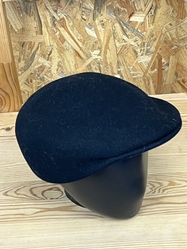 Vlněná bekovka Made in Italy 100 % vlna