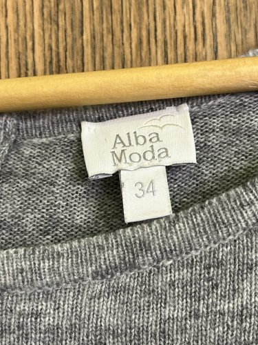 Oversize svetr Alba Moda s podílem kašmíru
